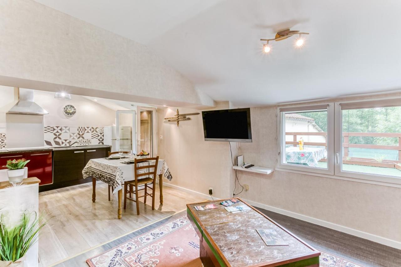 Appartement Le Pardoux à Saint-Pardoux  Extérieur photo